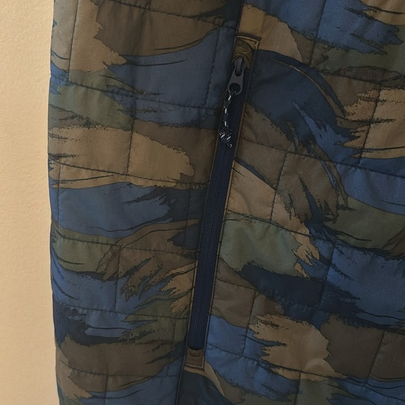 Southern Tide Mens Feather Camo Quilted Vest Large Lightweight Outdoors Warm - Picture 6 of 12